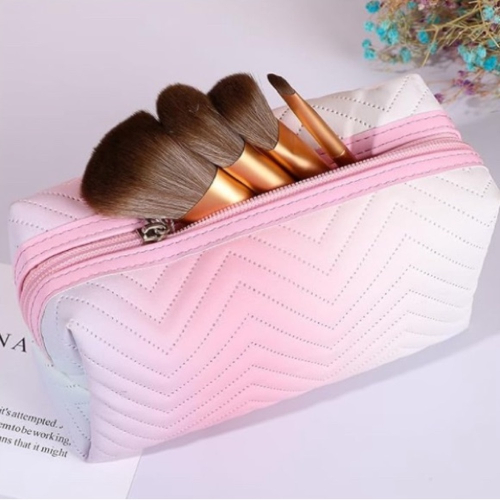 Travel Cosmetics Bag - Picture 2 of 4